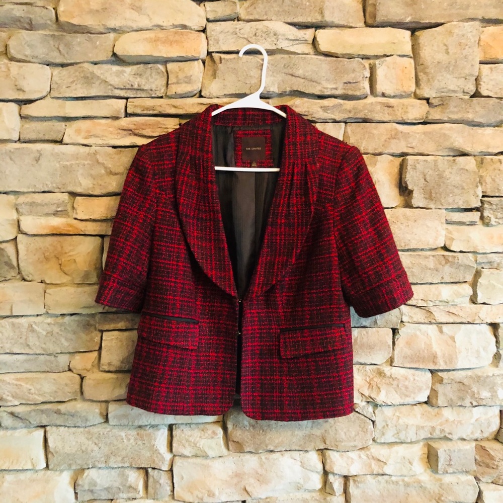 Short sleeve blazer
